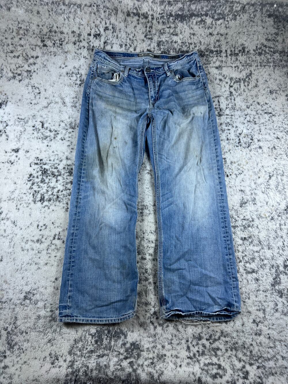 BKE Tyler Jeans Mens 34S Blue Straight Leg Relaxed Medium Wash Denim Workwear